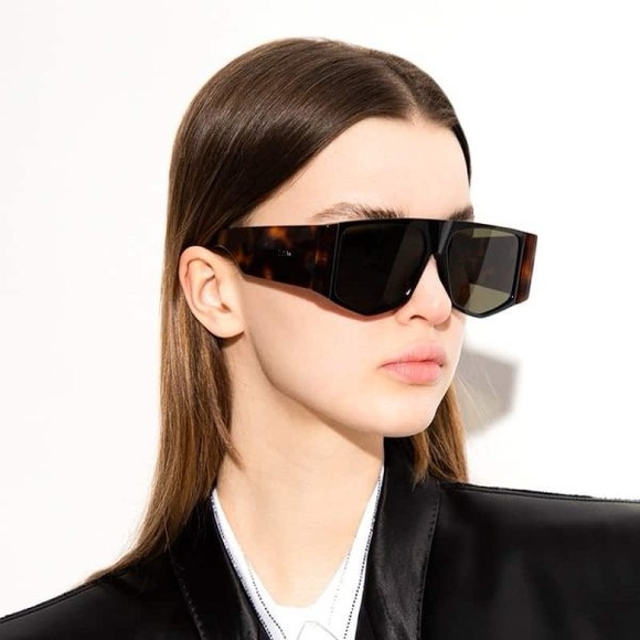 Loewe sunglasses - Picture 3 of 5